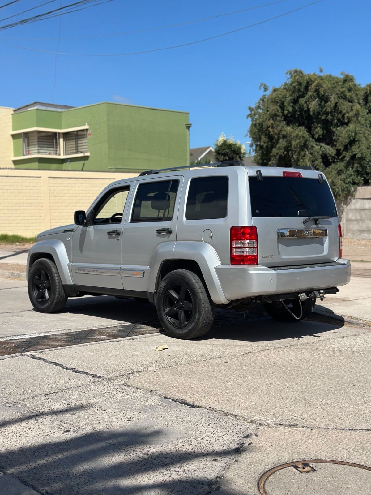Jeep Cherokee Limited 2011 - Miniatura 4