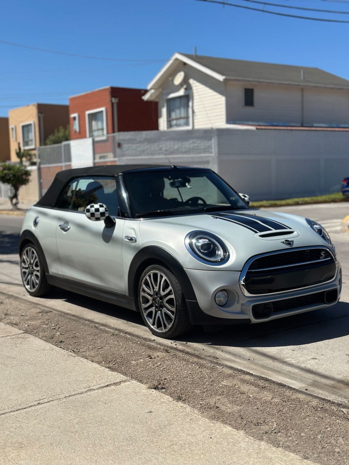 Mini Cooper S Cabriolet 2019 - Miniatura 4