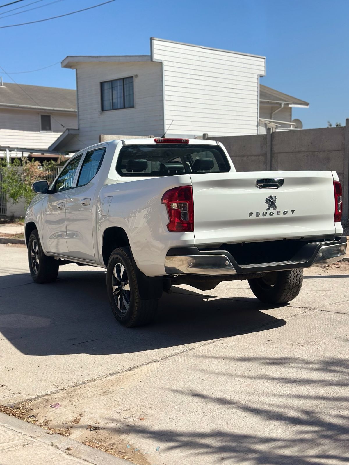 Peugeot Landtrek 2023 - Miniatura 2